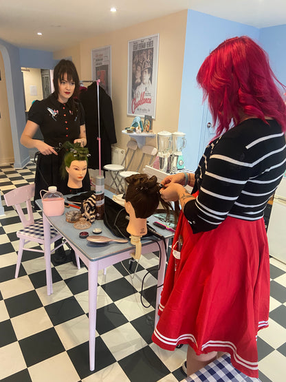 Vintage hair and makeup courses